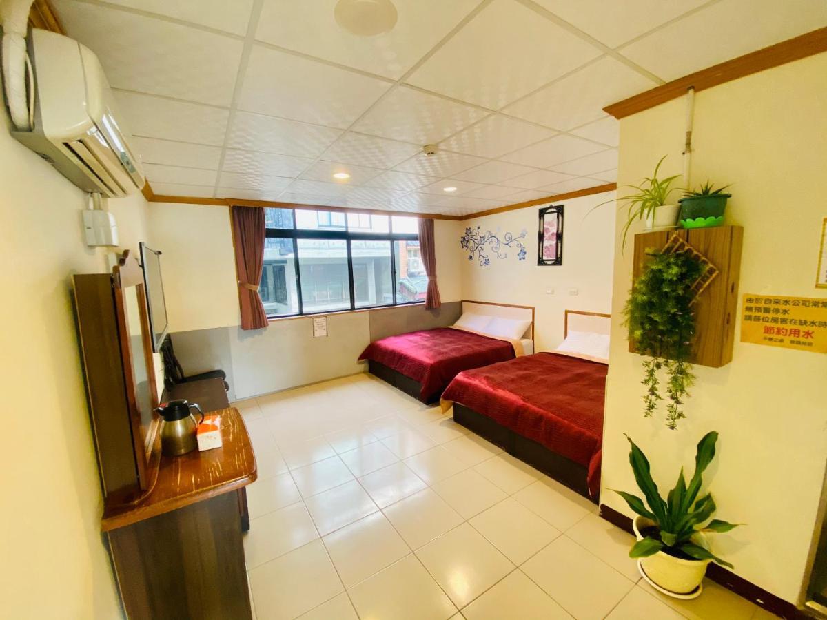 Sunmoonlake Sunflower House Yuchi Buitenkant foto