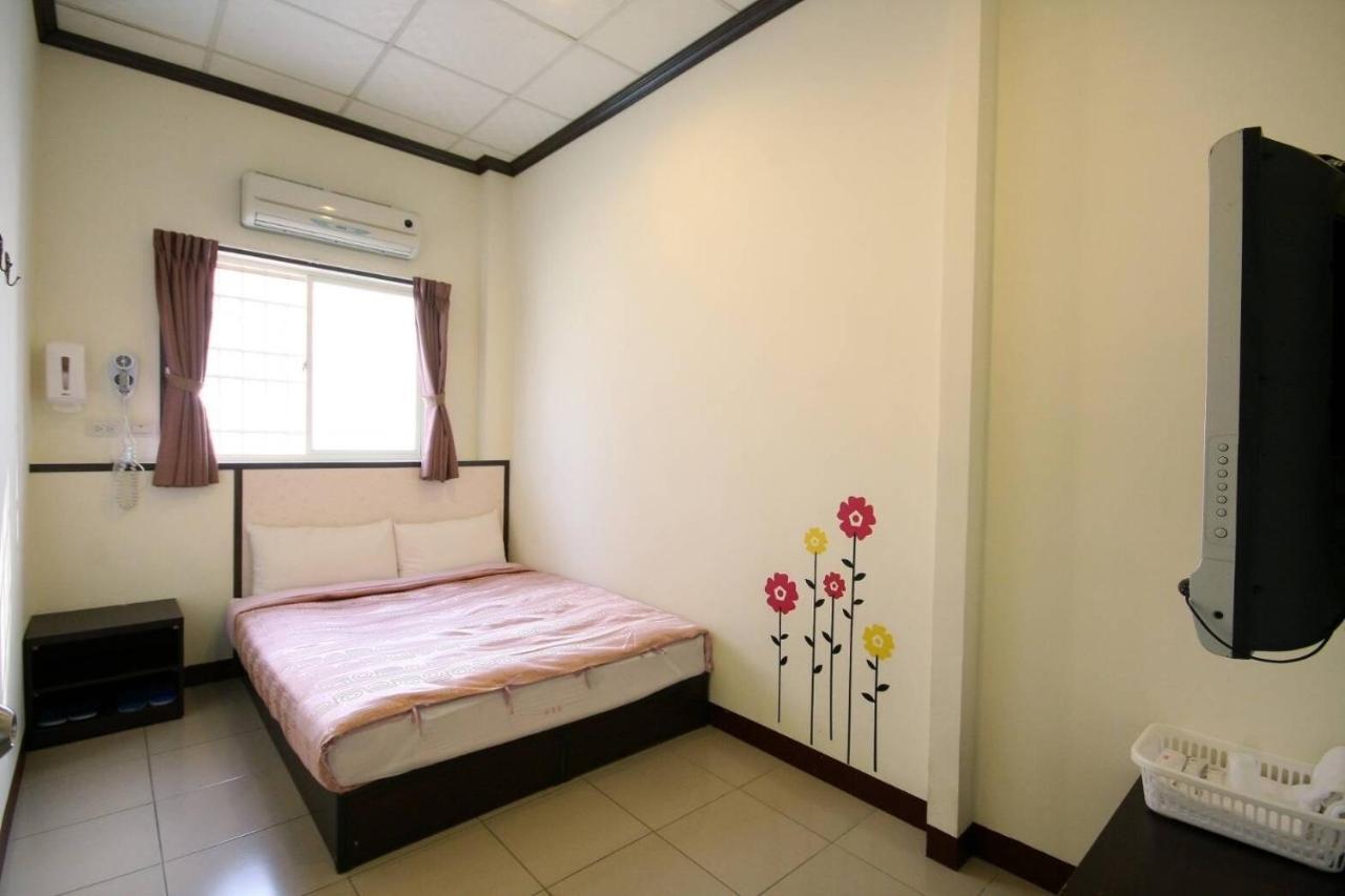 Sunmoonlake Sunflower House Yuchi Buitenkant foto