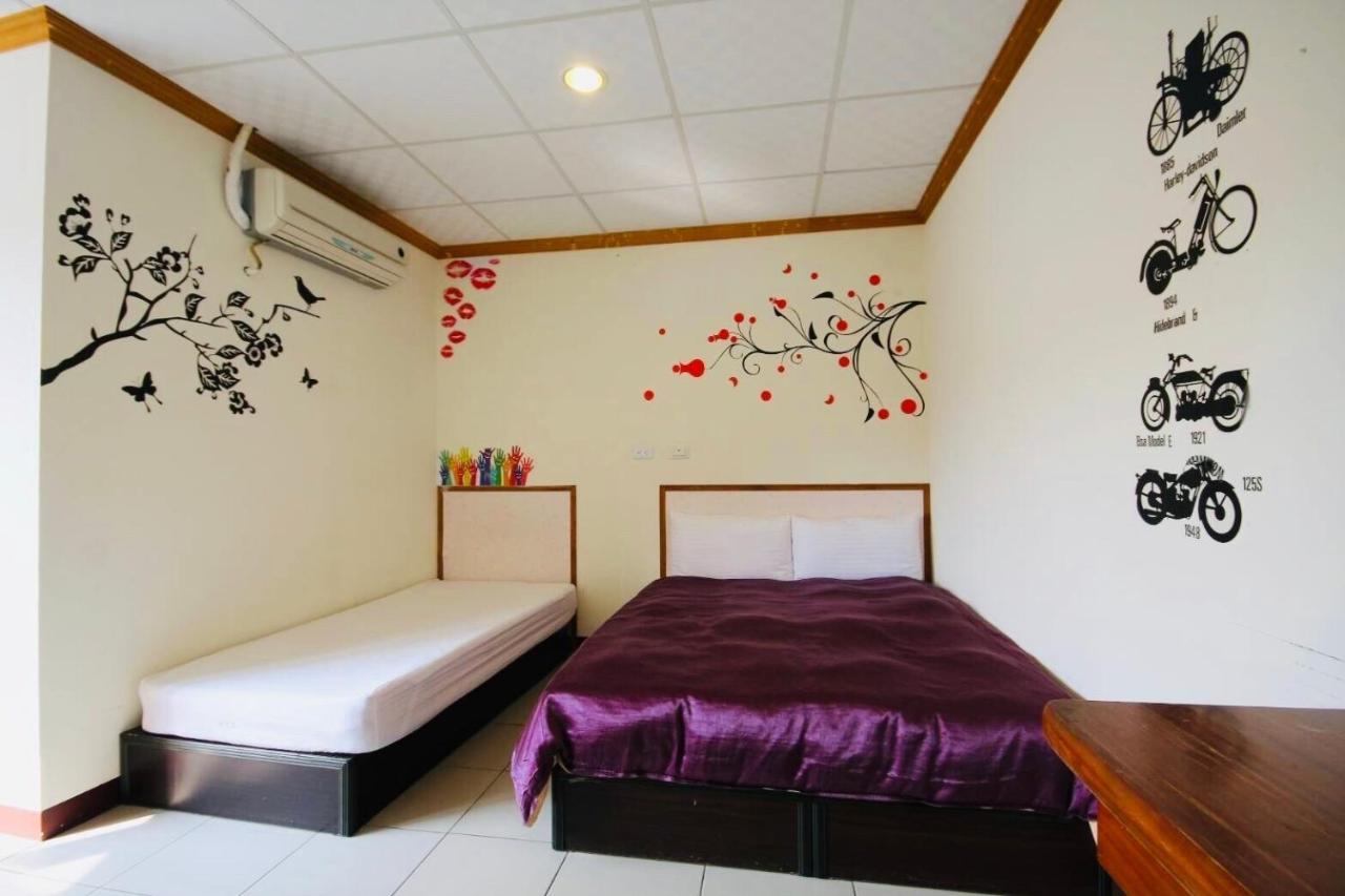 Sunmoonlake Sunflower House Yuchi Buitenkant foto